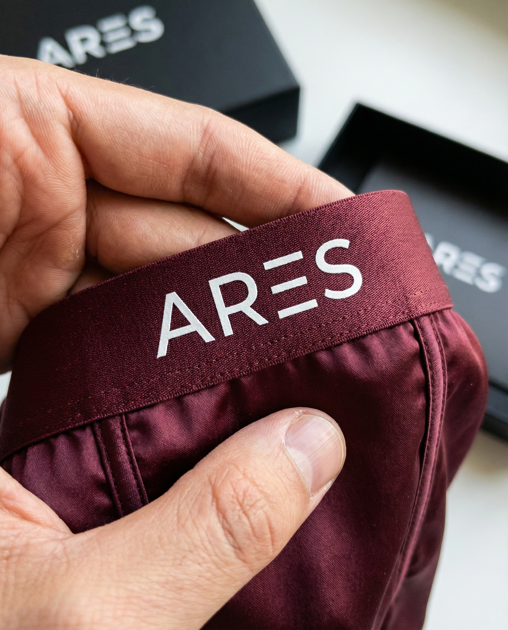 <h2>٦٥٬٢١٢+</h2><h2>عملاء سعداء</h2>